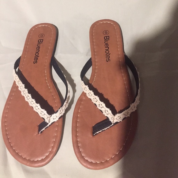 -🪩NWOT-Bluenotes sandals - Picture 2 of 4